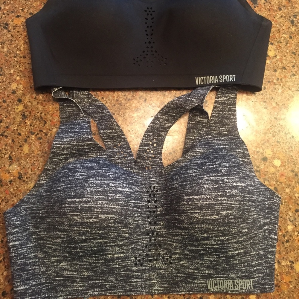 2 Victoria’s Secret Sport Angel Max Sport Bras